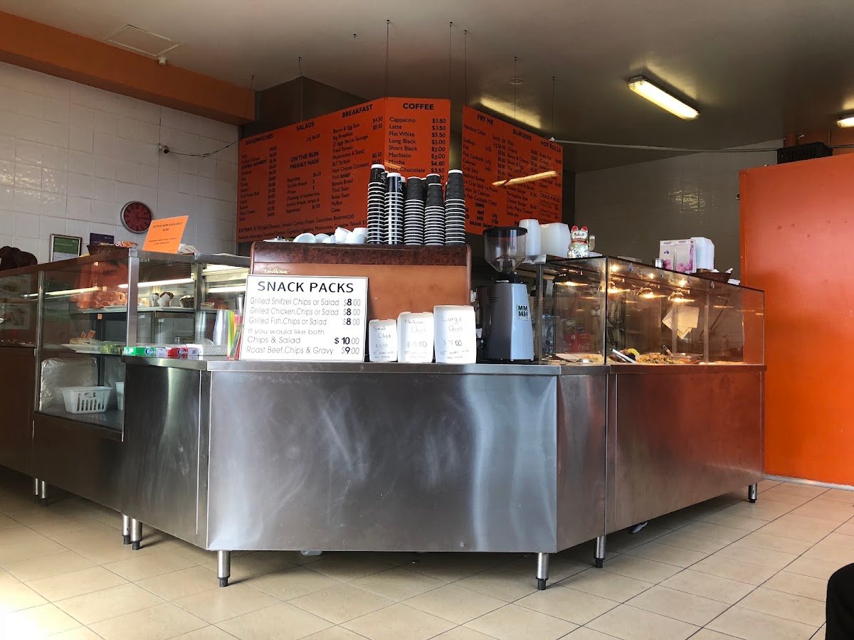 Crezent Eatery — restaurant in Condell Park, Sydney