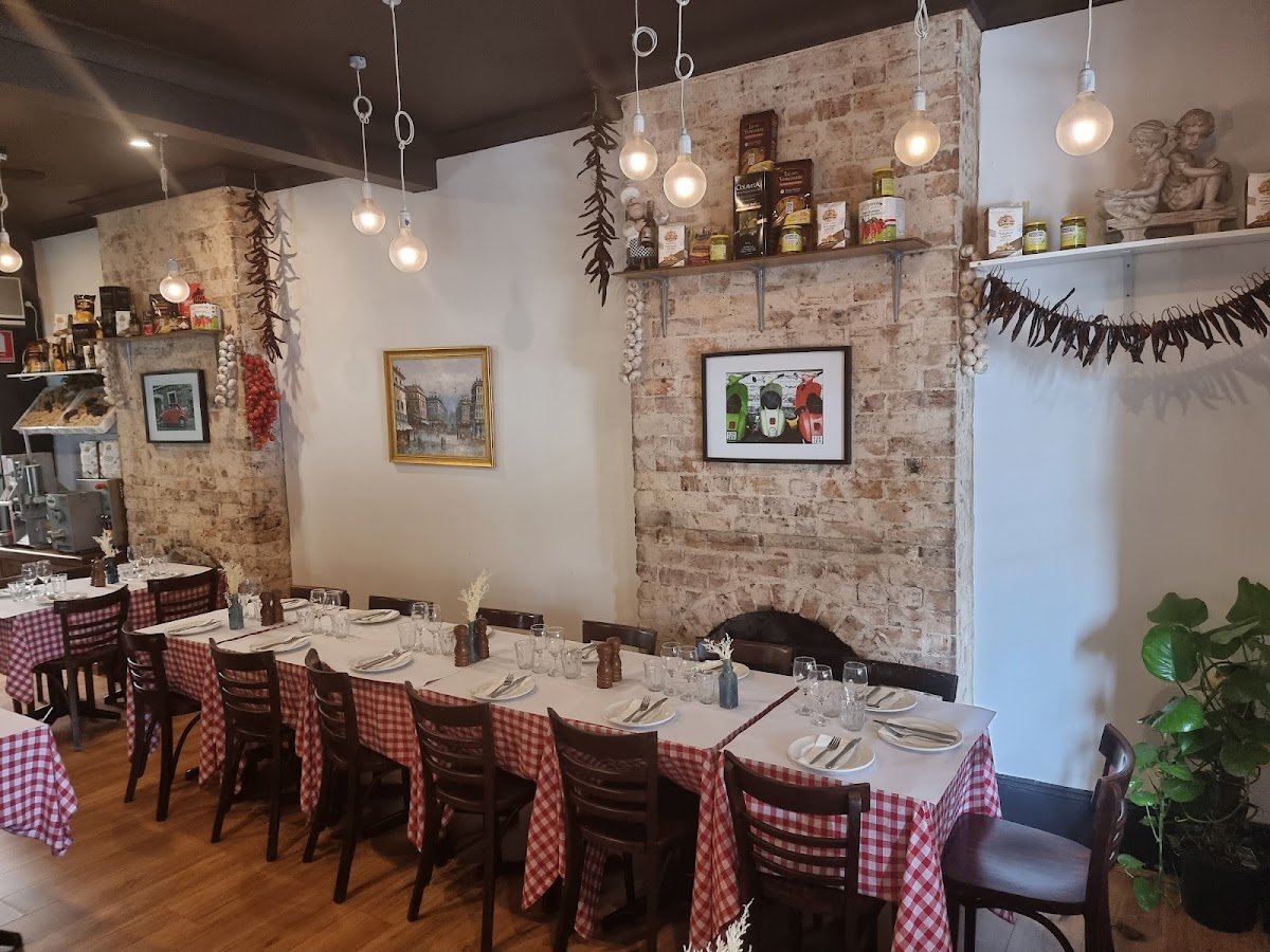 Dolce Napoli — restaurant in Balmain, Sydney