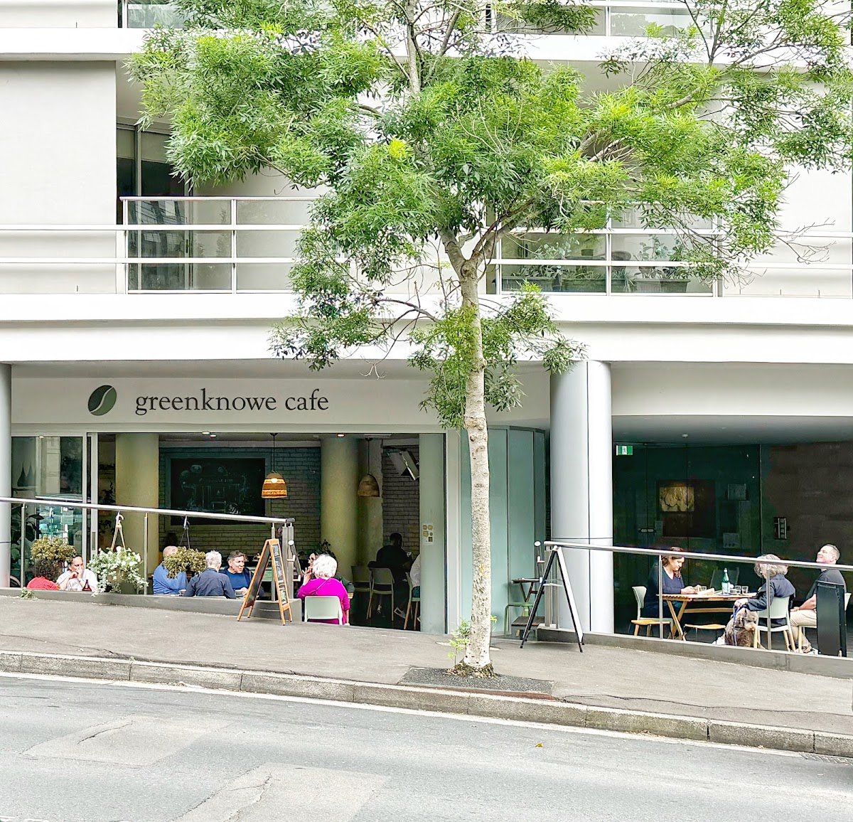 Greenknowe Cafe — Filipino restaurant in Elizabeth Bay, Sydney