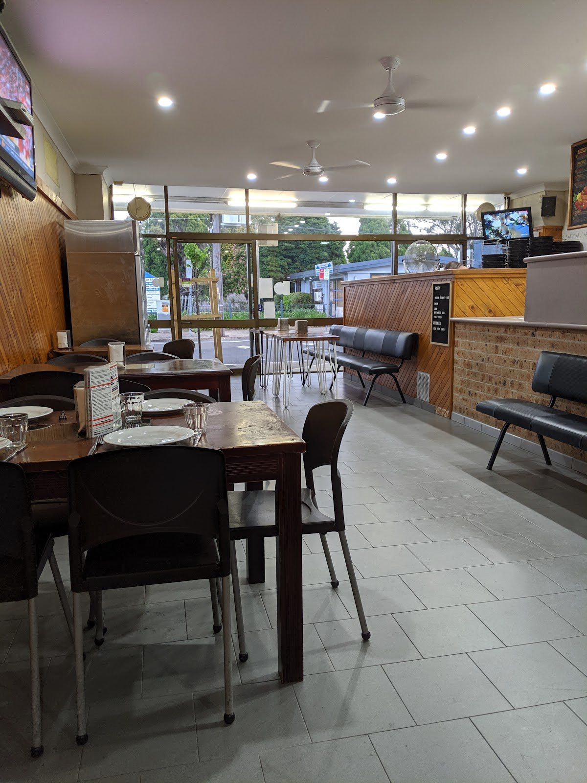 Joe's North Rocks Gourmet Pizza — restaurant in North Rocks, Sydney