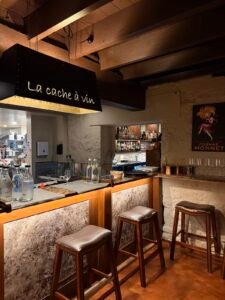 La Cache à Vin — French restaurant in Spring Hill, Brisbane