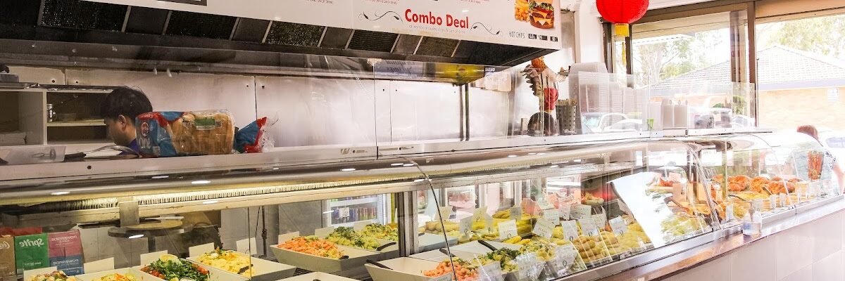Lee Chicken and Takeaway — restaurant in Panania, Sydney
