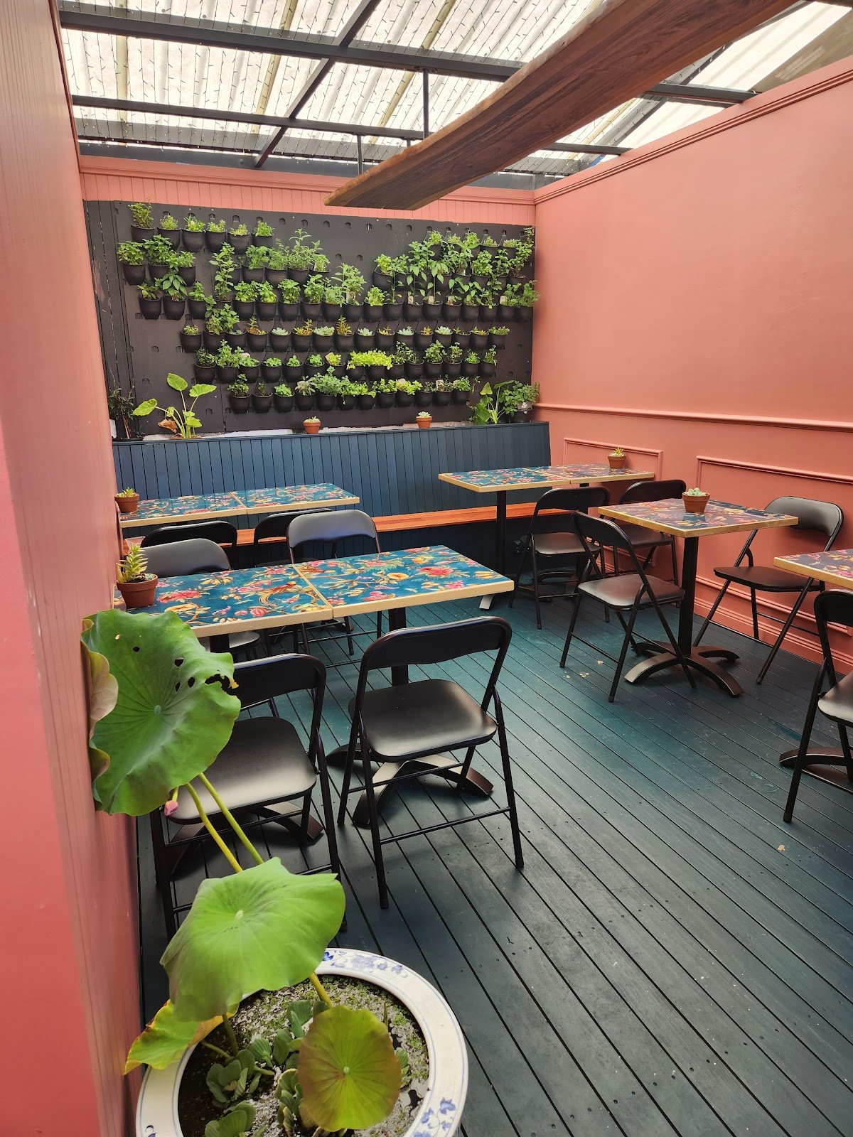 Loving Hut Cabramatta — Vegetarian restaurant in Cabramatta, Sydney