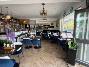 The Den Cafe & Bar — restaurant in Engadine, Sydney