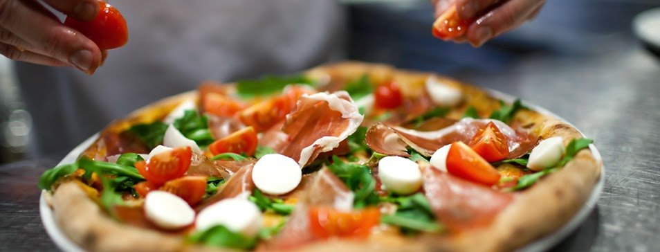 Tre Amici Pizza — restaurant in Croydon Park, Sydney
